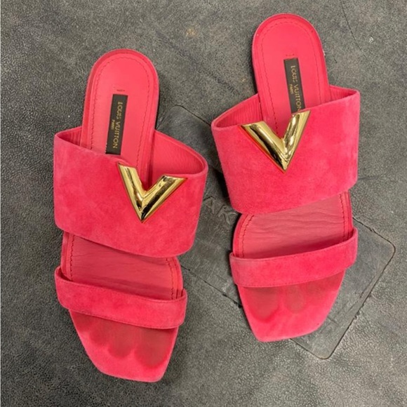 Louis Vuitton suede sandals! - Picture 2 of 2